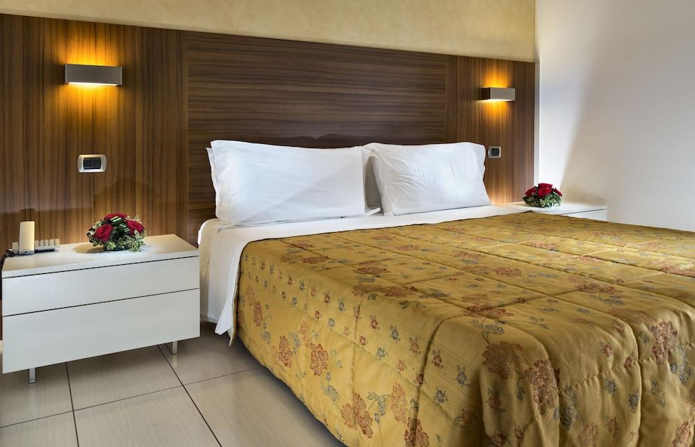 Hotel Parigi Bibione Kültér fotó