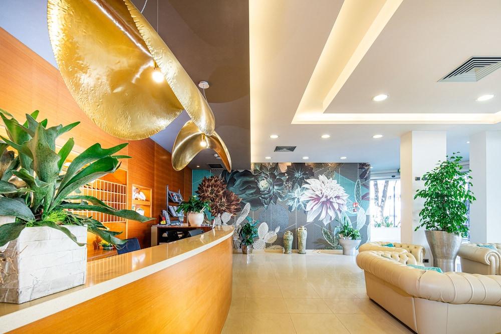 Hotel Parigi Bibione Kültér fotó