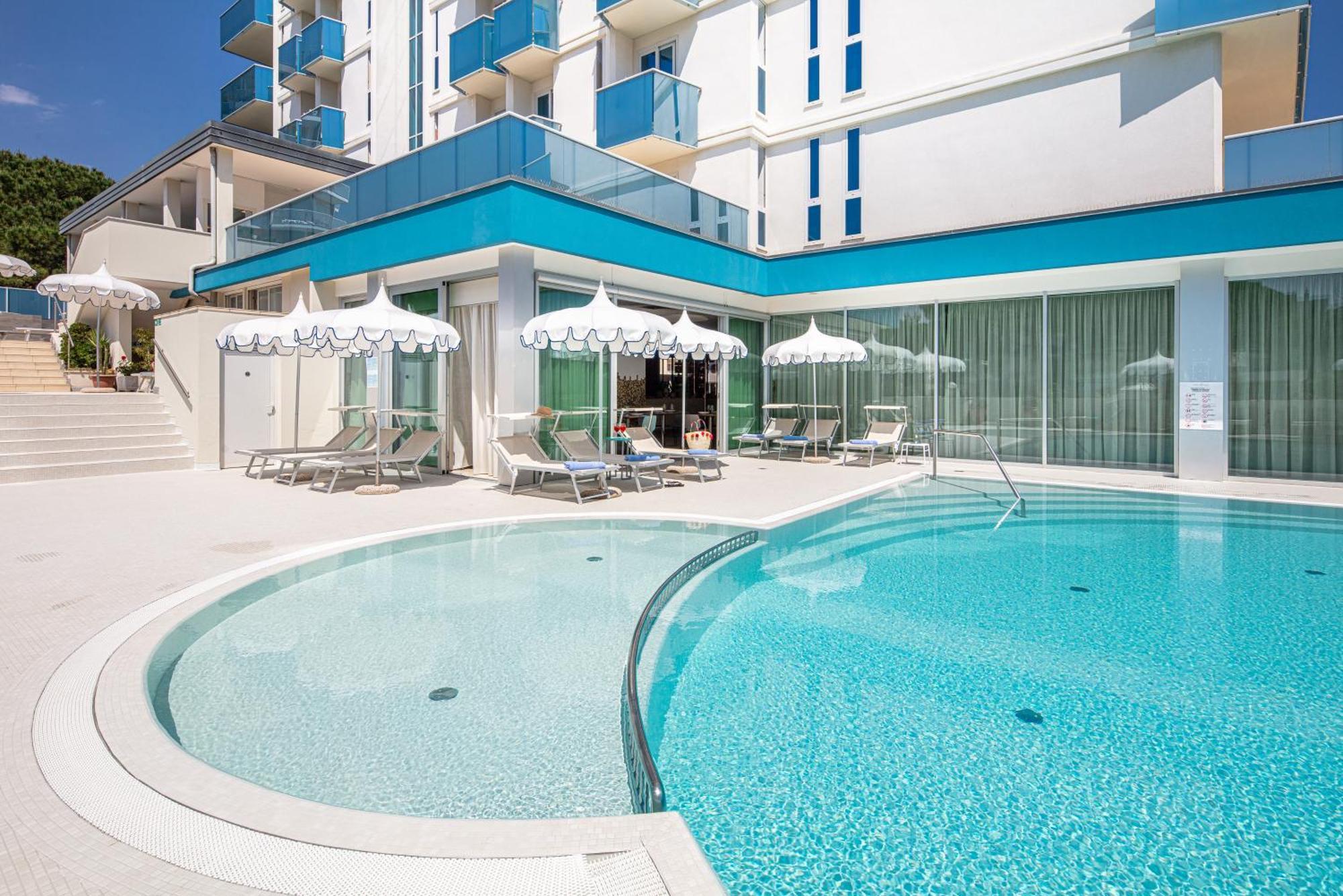 Hotel Parigi Bibione Kültér fotó