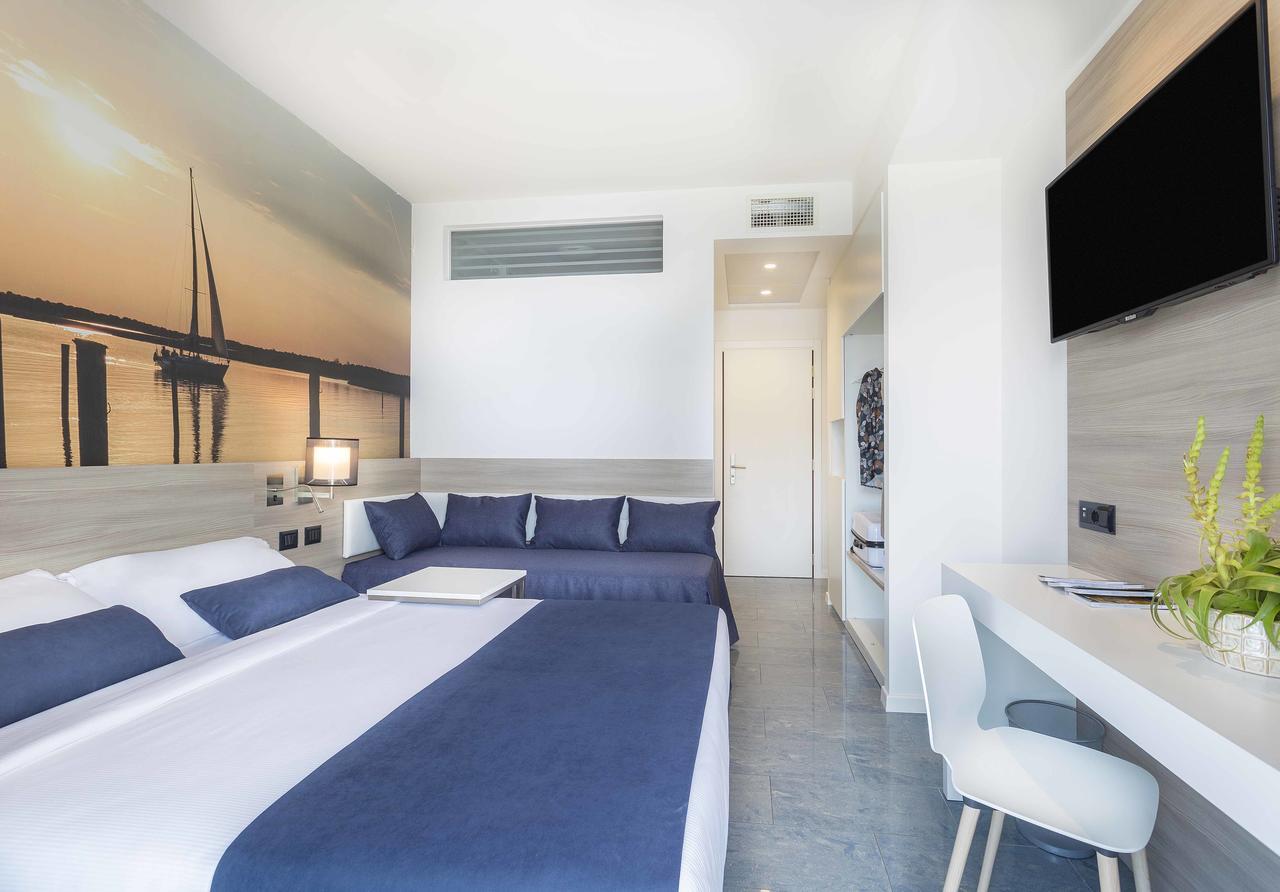Hotel Parigi Bibione Kültér fotó