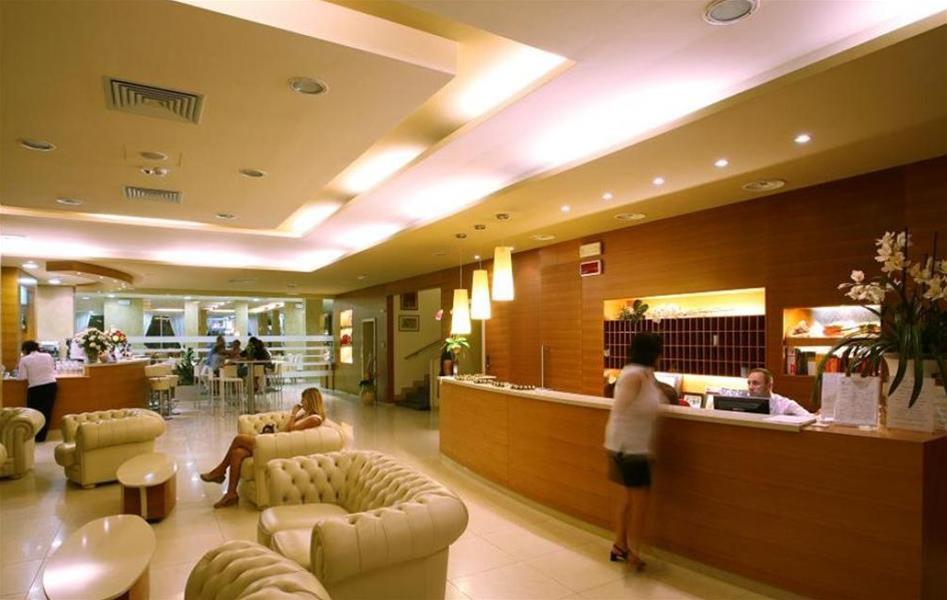 Hotel Parigi Bibione Kültér fotó
