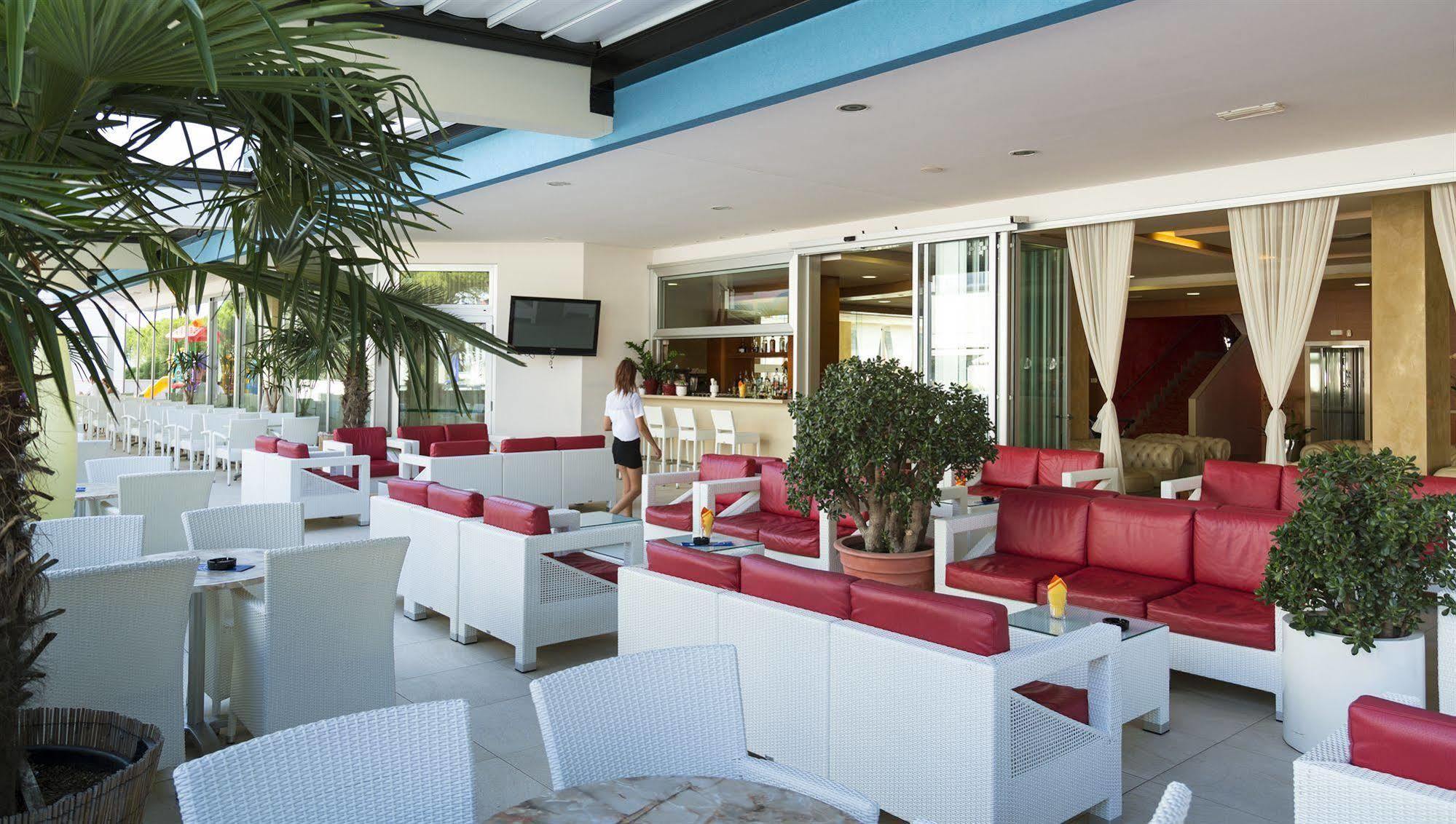 Hotel Parigi Bibione Kültér fotó